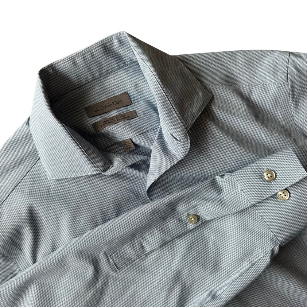 Calvin Klein Mens Slim Non Iron Performance Wicking Dress Shirt Blue 14.5 32/33